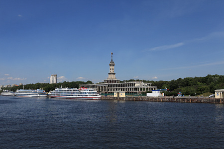 Здание Речного вокзала